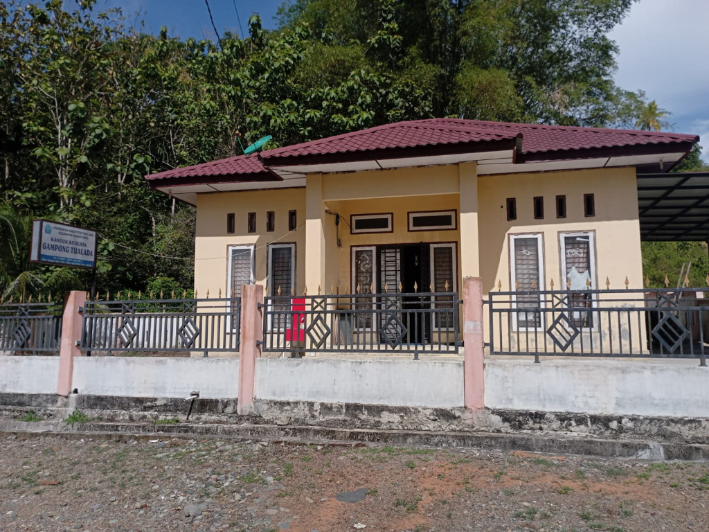 kantor keuchik gampong meunasah tualada